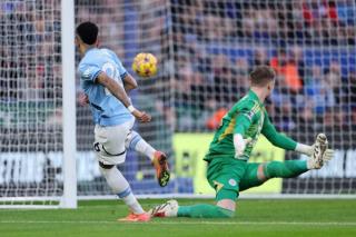 احتاج 1293 دقيقة.. سافينيو يفتتح أهدافه مع مانشستر سيتي